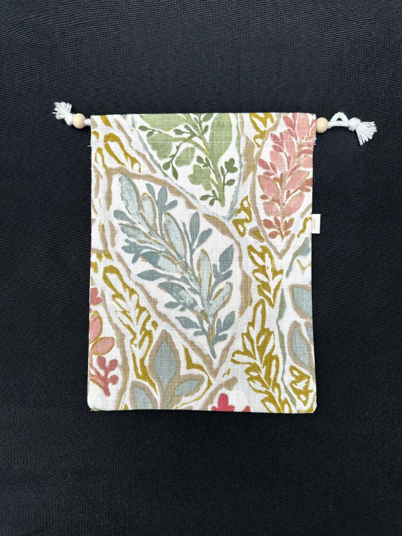 Drawstring Bag – Leaves - Practical & Unique