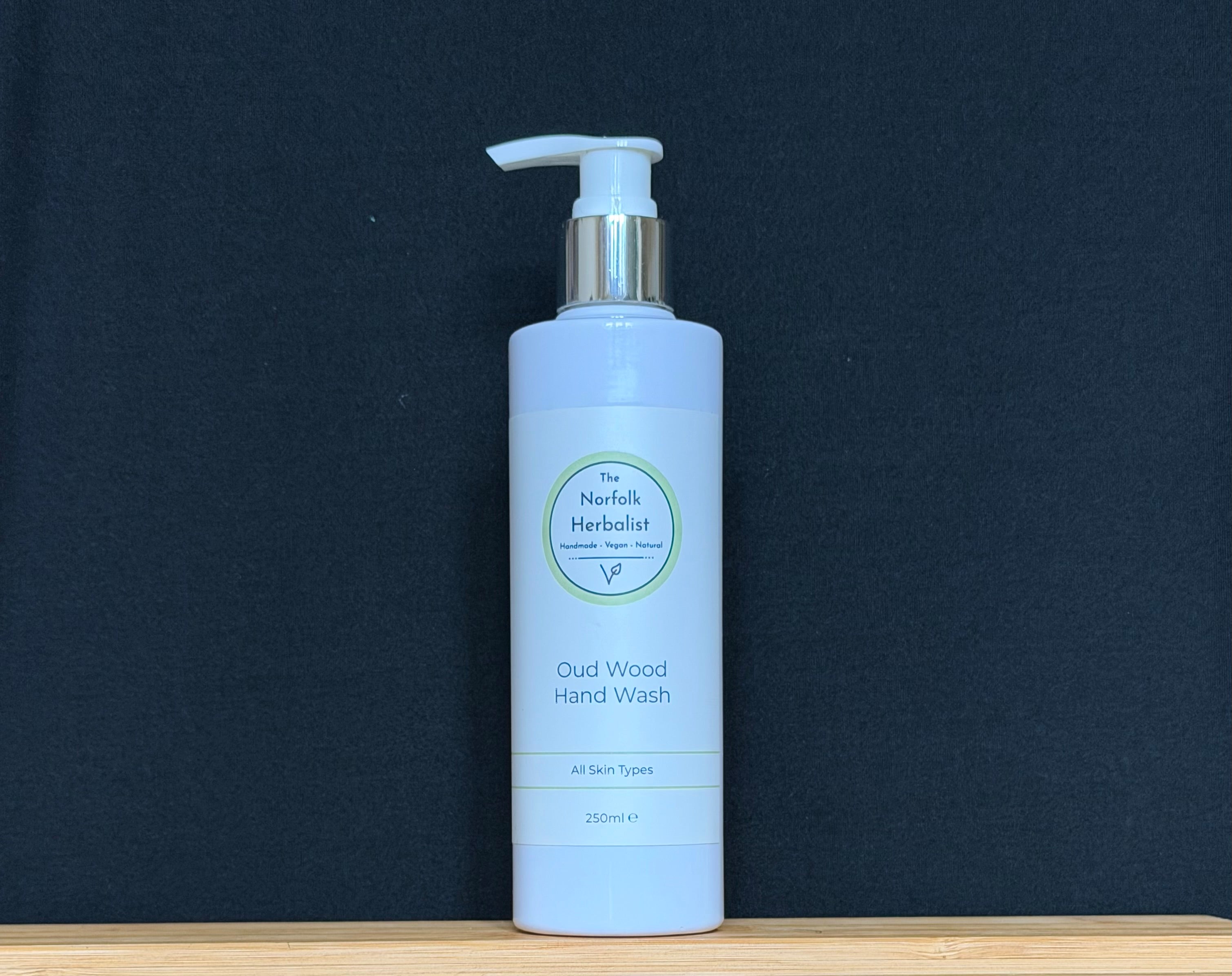 Oud Wood Hand Wash 250ml