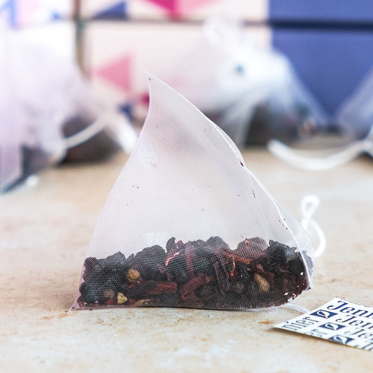 Delicious Berry Fruit Tea - 15 Pyramid Bags