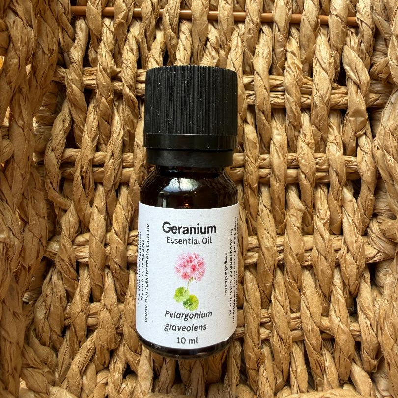 Geranium Essential Oil – Aromatic Use
